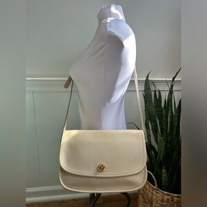 Vintage COACH Glove-Tanned Leather City Bag - Bone